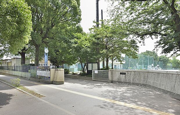 東町中学校（約1,640m）