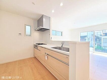 対面式システムキッチン　食器洗浄乾燥機