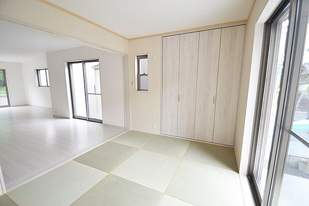 【タタミコーナー/施工例】転んでも安全なタタミコーナーはお子様のプレイスペースとしてもお使いいただけます!