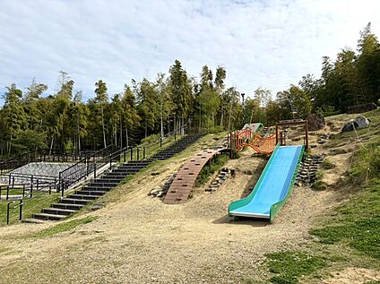 竹林公園 約26ｍ(徒歩1分)