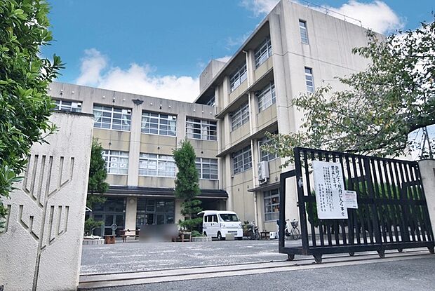 向日市立寺戸中学校