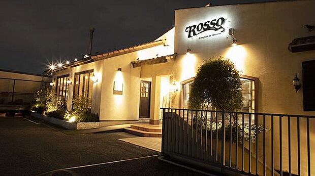 ロッソ 豊中ロマンチック街道店