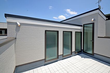 【本分譲地に建築可能な建物プラン例】