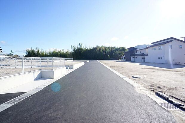 現地（2025年10月13日）撮影。10月末造成完成！