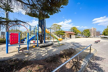 才の上公園 1090ｍ(徒歩14分)