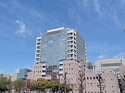 福山市役所 2600m (徒歩33分)