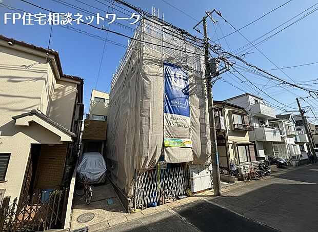 閑静な住宅地で子育て家族にピッタリ。自然に包まれた穏やかな暮らしを実現するための、ゆとりある住環境が整っています。