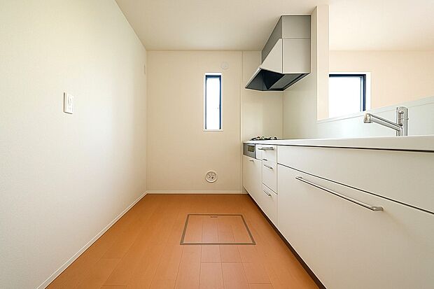 【キッチン】毎日使うキッチン周りが綺麗で清潔に保たれていると、お料理を作るのも楽しくなりますよね。