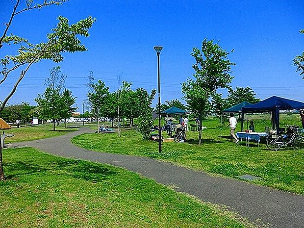 稲城北緑地公園(約1,000m・徒歩13分)