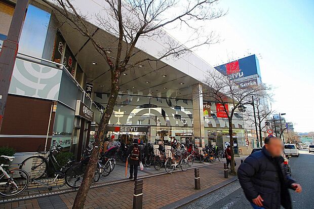 西友市ヶ尾店(約1,600m)