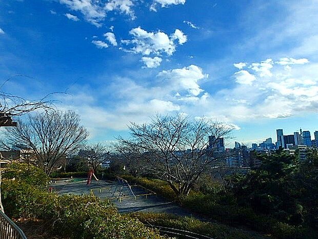 立町みはらし公園（約350m・徒歩5分）