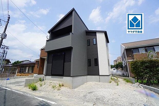 【外観】2号棟。
4LDK☆ウォークインクローゼット完備◎
最新の設備で気持ちの良い新生活を送りませんか。是非お問い合せ下さい^^