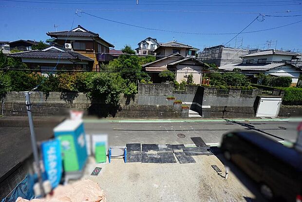 【住戸からの眺望写真】2階バルコニーからの眺望です^^周りに高い建物もなく、お休みの日にはコーヒーを飲みながらのんびりするのにも^^