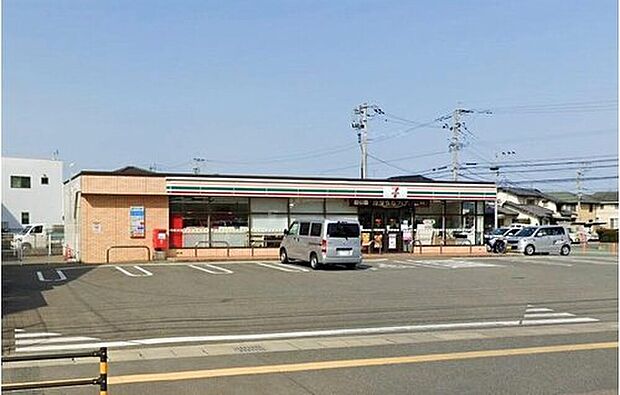 セブンイレブン福岡塩浜1丁目店（約519m）