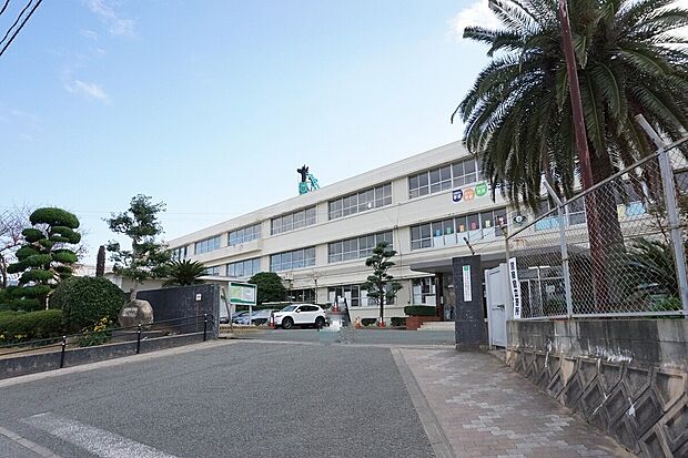 福間中学校（約950m）
