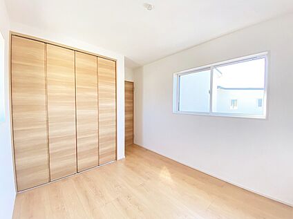 【弊社施工例】２階洋室　※実際の仕様とは異なります　