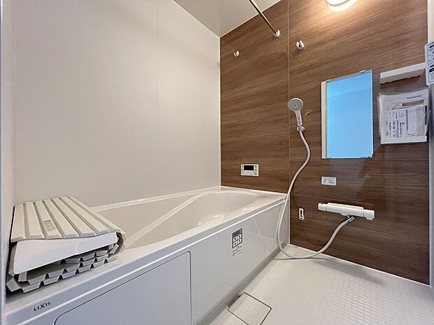 オートバスシステム・浴室暖房換気乾燥機を搭載した1坪タイプの浴室