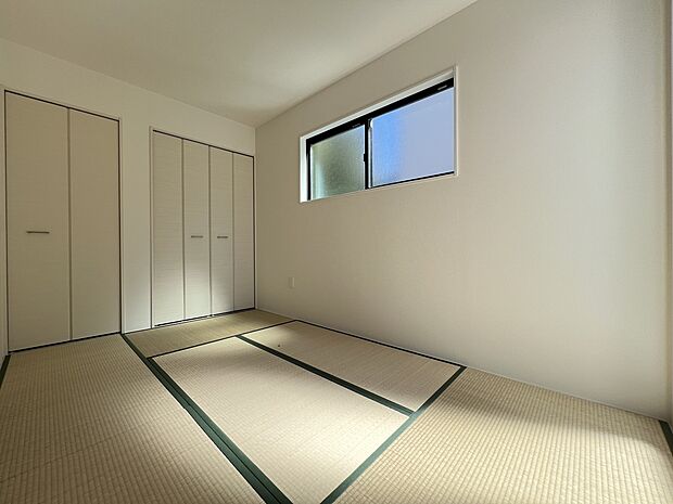 リビング続き間の和室5帖(2号棟)