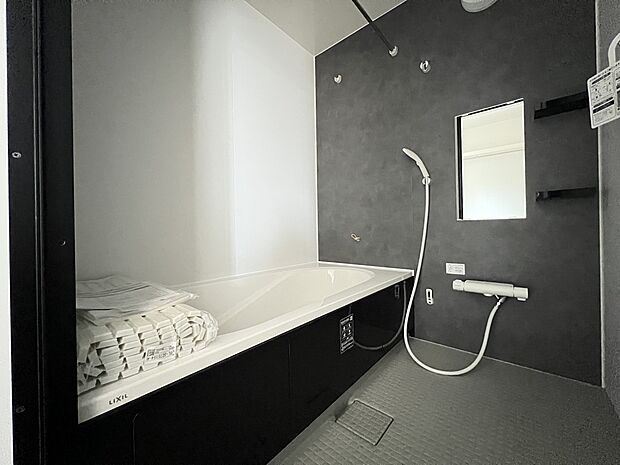 オートバスシステム・浴室暖房換気乾燥機を搭載した1坪タイプの浴室