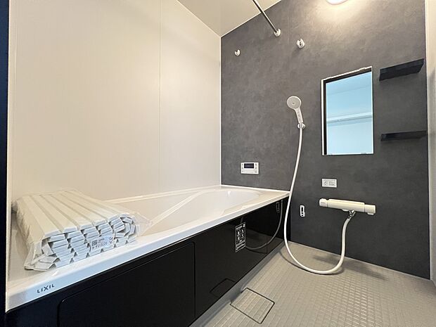 オートバスシステム・浴室暖房換気乾燥機を搭載した1坪タイプの浴室