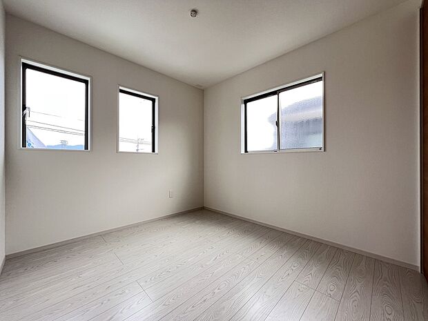 洋室は3部屋ご用意いたします(同仕様)