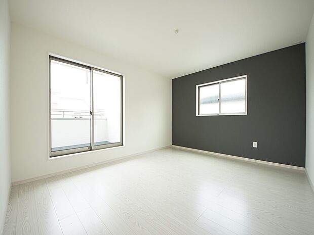 洋室7帖　2面採光の明るい居室です（3号棟同仕様）