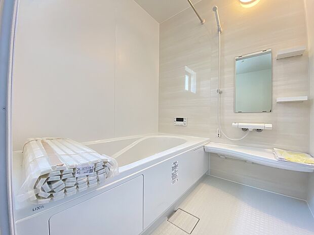 オートバスシステム・浴室暖房換気乾燥機を搭載した1坪タイプの浴室(1号棟同仕様)