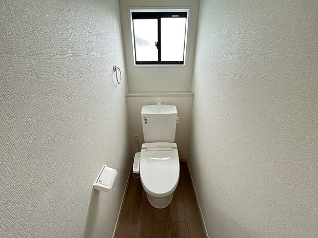 【トイレ】ウォシュレット機能付きトイレ