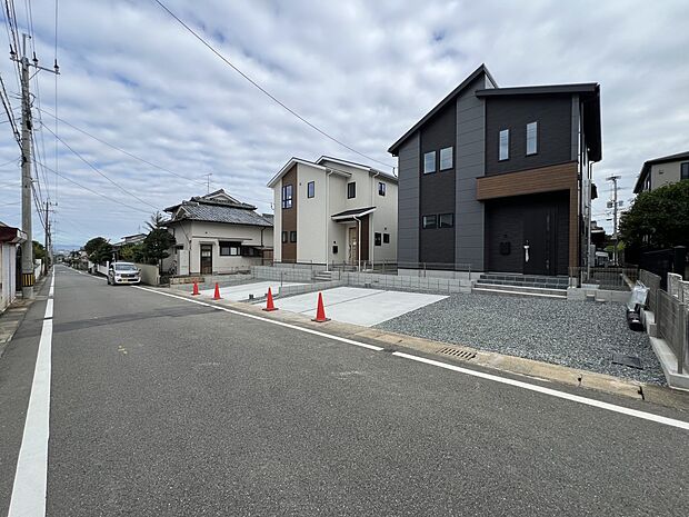 【前面道路含む現地写真】北側5.9m公道