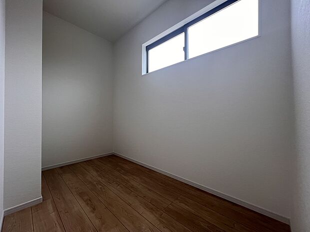 【収納】脱衣所横にはリネン庫もご用意(1号棟)