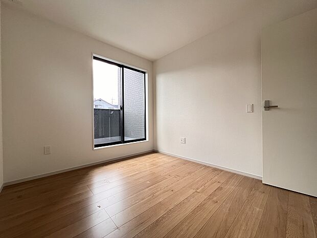 【洋室】洋室5.2帖 お子さまの居室にちょうど良い広さです(1号棟)