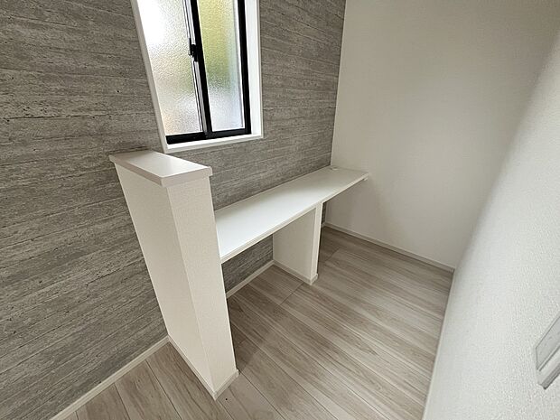 【リビング】リビングにはカウンターも設けました(3号棟)