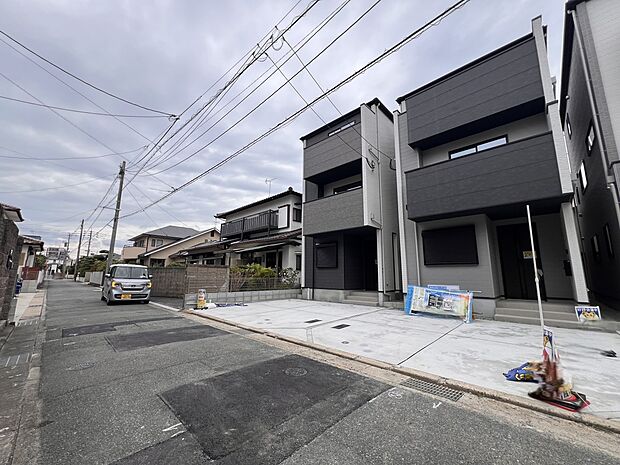 【前面道路含む現地写真】前面道路：南側4m公道