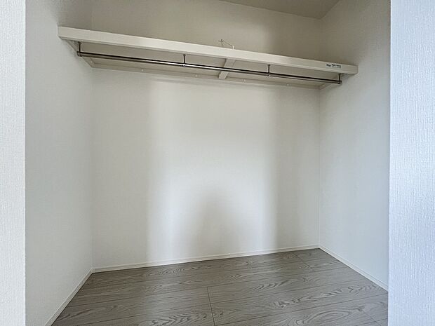 【ウォークインクローゼット】ウォークインクローゼットは2部屋にご用意!