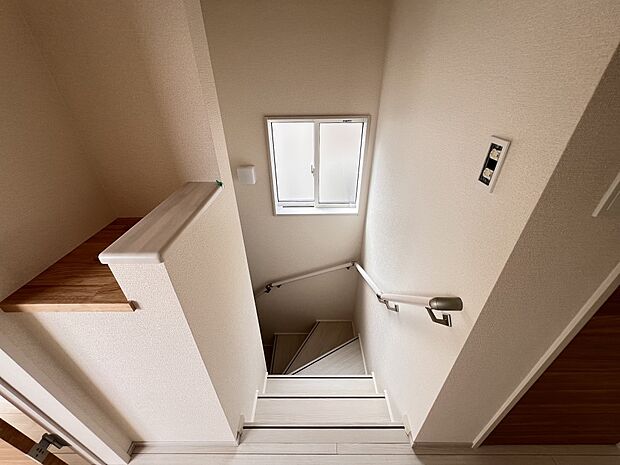 【その他内観】階段部分(1号棟)