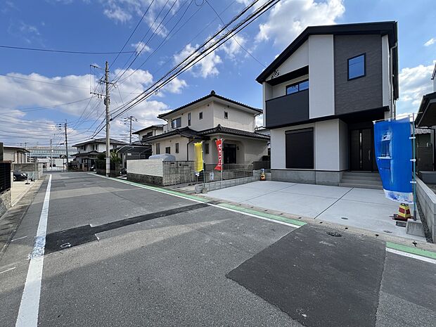 【前面道路含む現地写真】前面道路：北側6ｍ公道