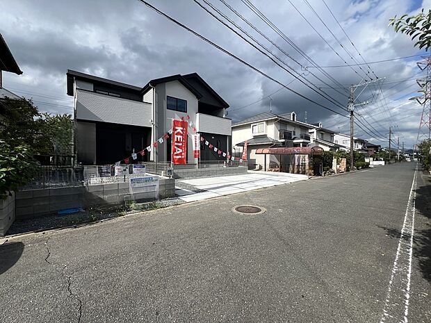 【前面道路含む現地写真】前面道路:南側6m公道