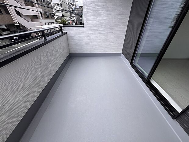 【バルコニー】陽当たり良好南向きのバルコニー(1号棟)