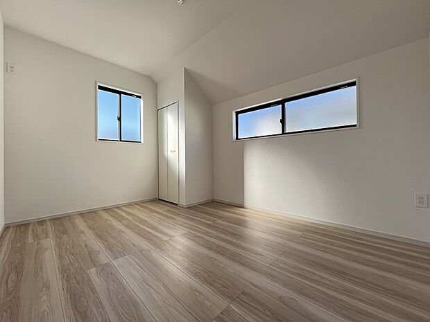 【洋室】洋室4.8帖 お子様のお部屋としてもお使いいただけます(1号棟)