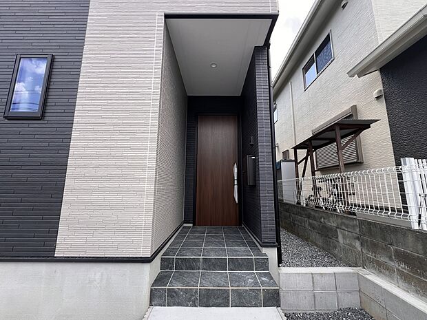 【玄関】玄関アプローチ