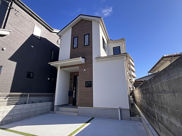 【現地外観写真】A号棟外観