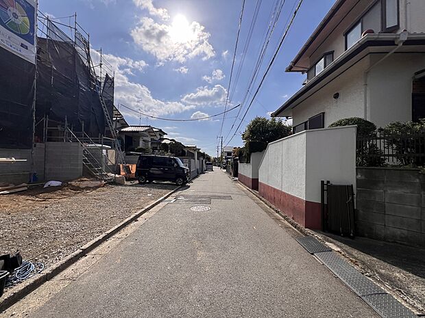 【前面道路含む現地写真】前面道路：西側4.2ｍ公道