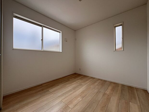 【洋室】洋室5帖 お子さまの居室にちょうど良い広さです