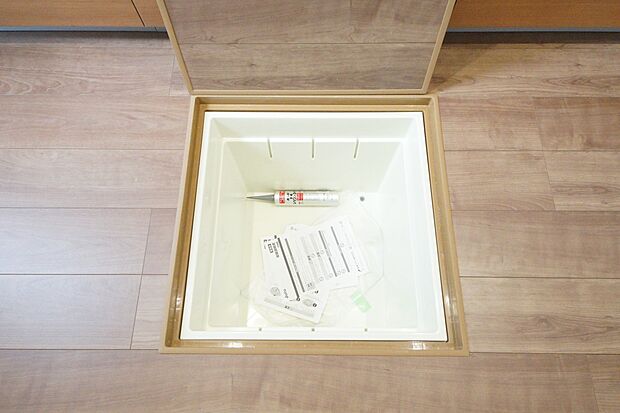 【その他設備】床下収納(同仕様)