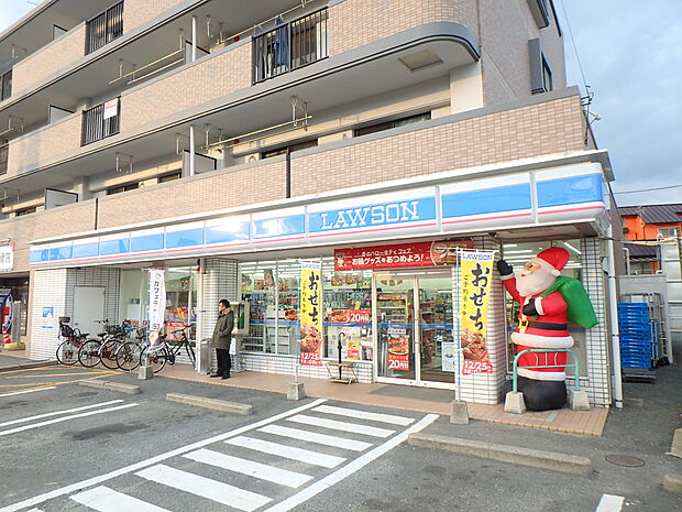 ローソン和白東二丁目店（約900m・徒歩12分）