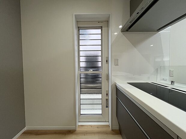 【その他設備】勝手口