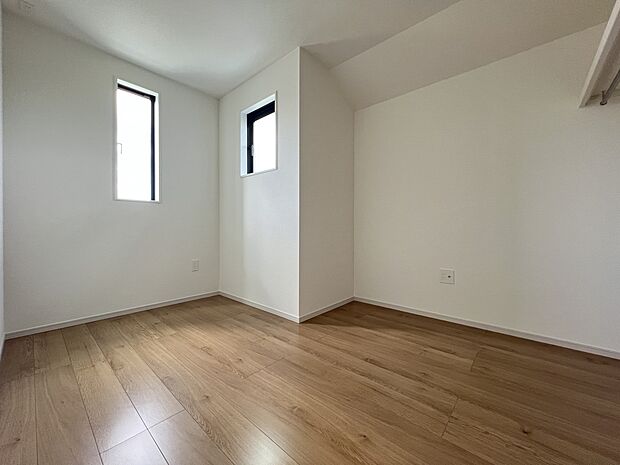 【洋室】洋室5.2帖　2階には洋室を4部屋ご用意いたしました
