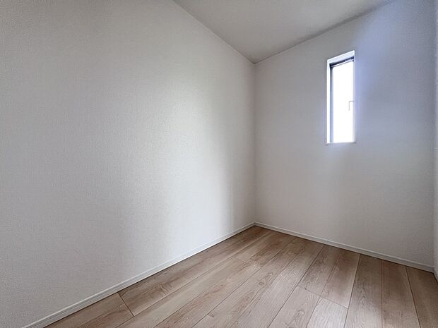 【同仕様写真(その他内観)】あると便利なテレワークスペース付(2号棟同仕様)