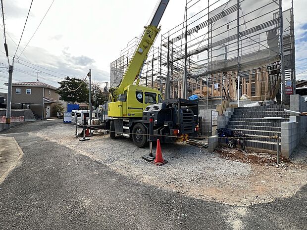 【前面道路含む現地写真】前面道路：北東側4ｍ公道