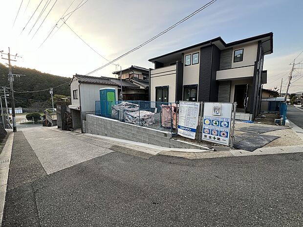 【前面道路含む現地写真】前面道路：南側4.7ｍ公道